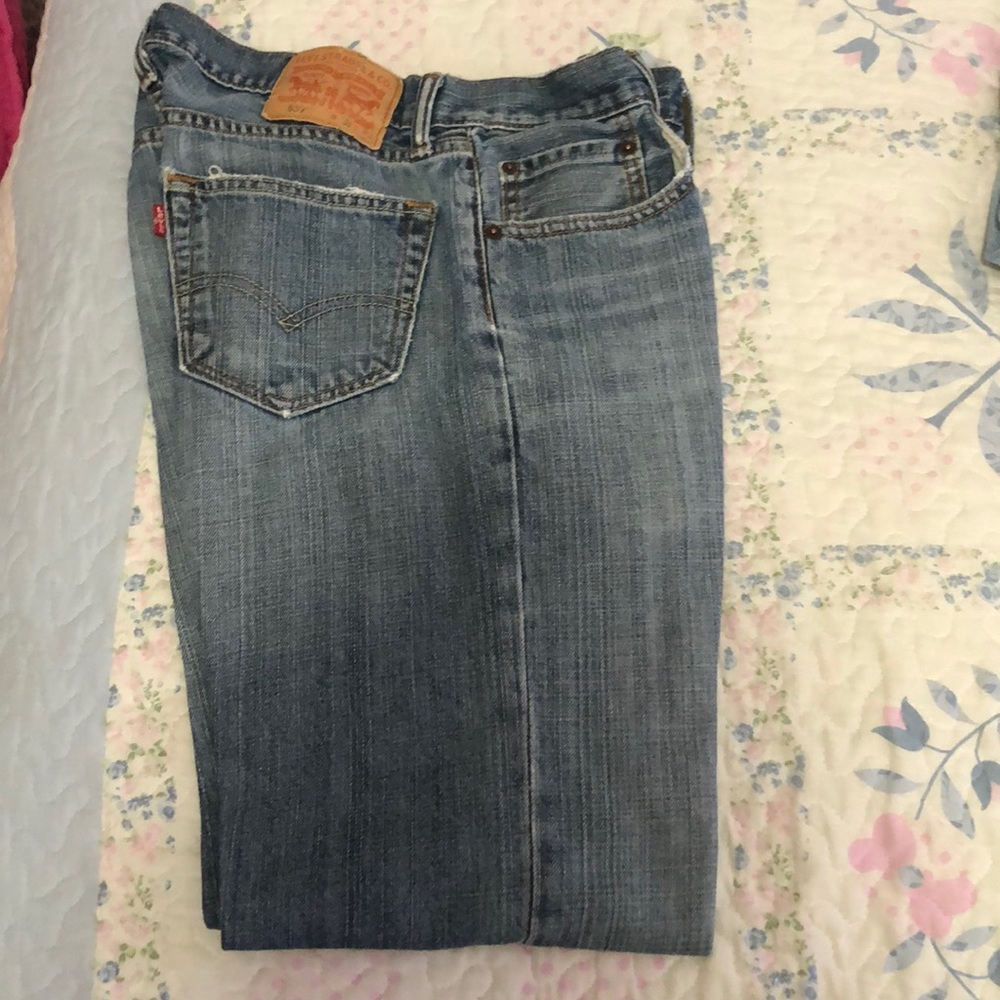 Levis men’s jeans
